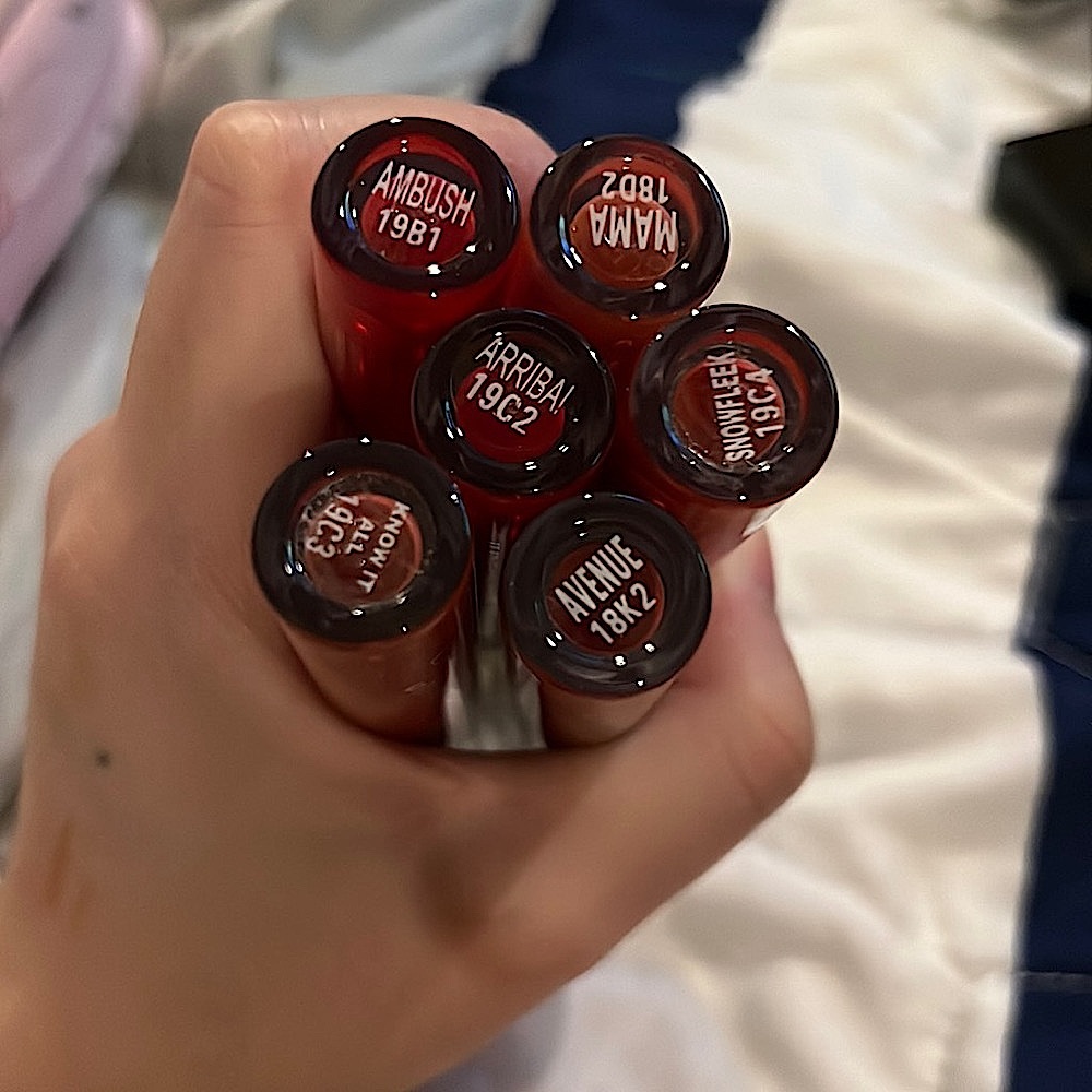 Colourpop lipstick bundle